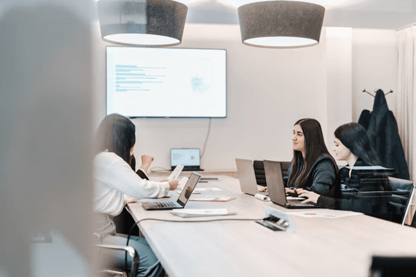 Oracle Names Clay Magouyrk and Mike Sicilia as Co-CEOs